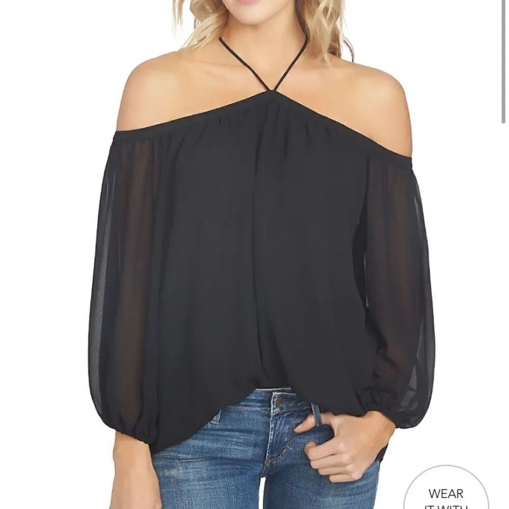 1.state Cold Shoulder Top - Picture 3 of 3